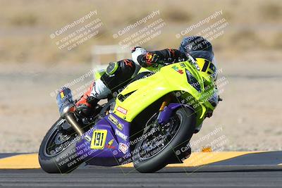 media/Dec-08-2024-CVMA (Sun) [[267e5a7075]]/Race 2-Amateur Supersport Open/